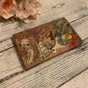 Urban Decay eyeshadow palette